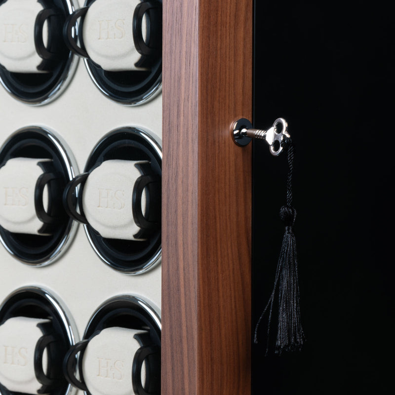 Collector New York Black and Cream 16 Watches